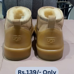 CLASSIC ULTRA MINI LEATHER PLATFORM BOOT