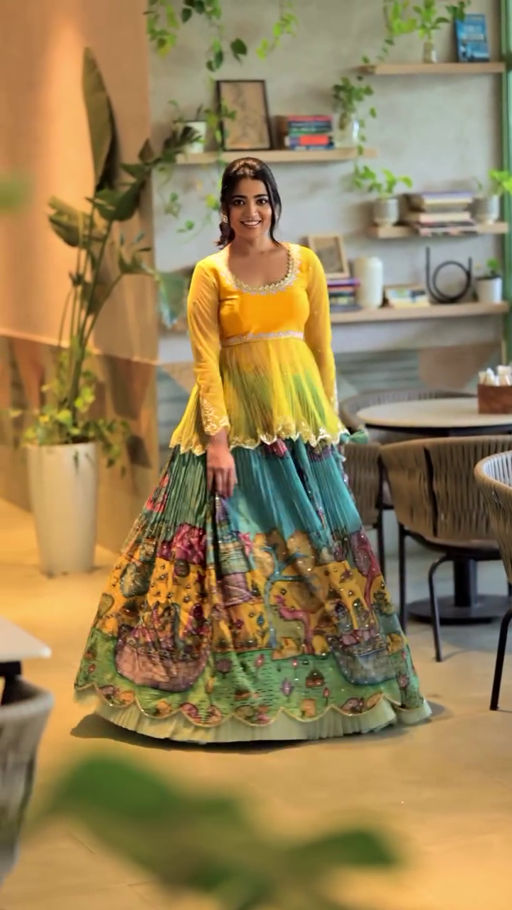 NEW STYLISH HEVY CHINON KALAMKARI PRINTED LEHENGA KOTI & FRILL & SEQUENCE WORK - Image 5