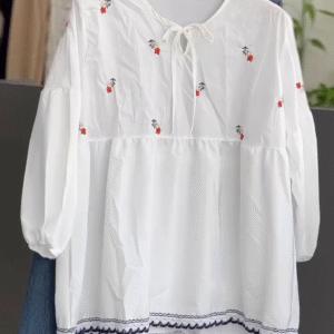 Women Embroidered Korean Tops With Pant
