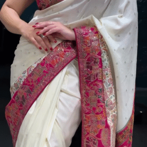 Women Floral  Banarasi Saree with Contrast Border