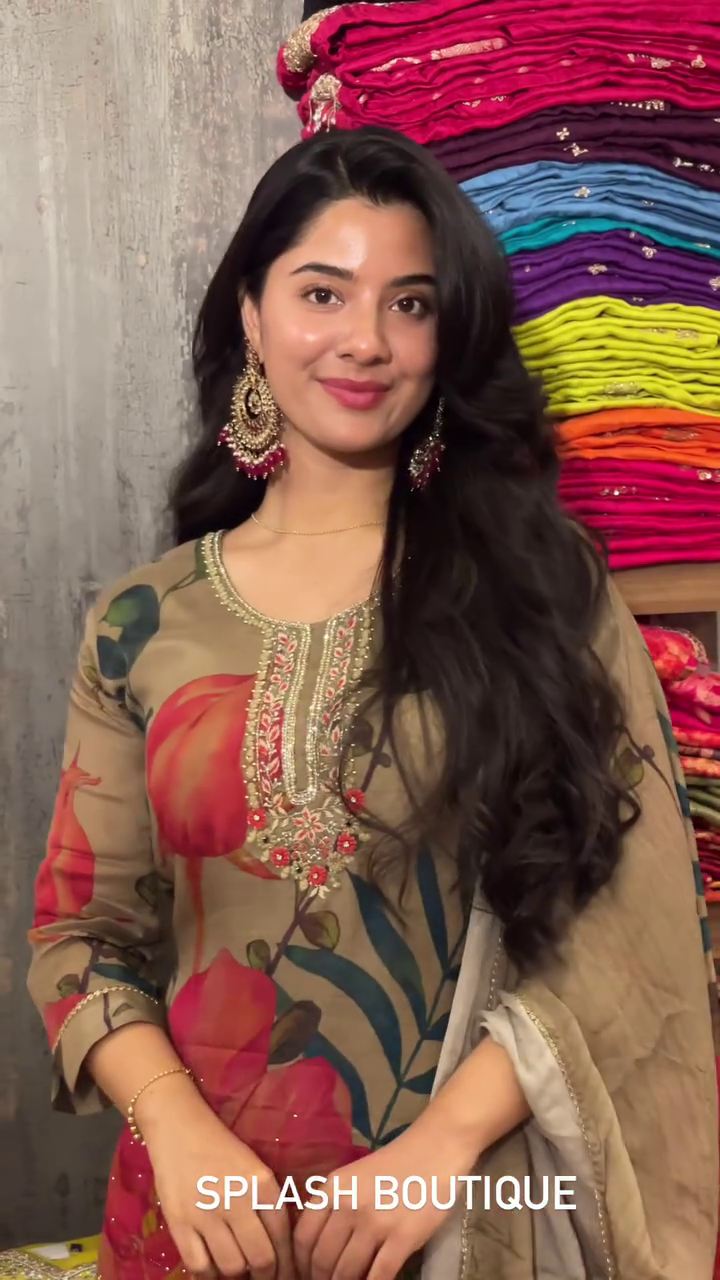 Women Party Wear Embroidery Worked Kurta With Pant And Duppata Set - Image 5