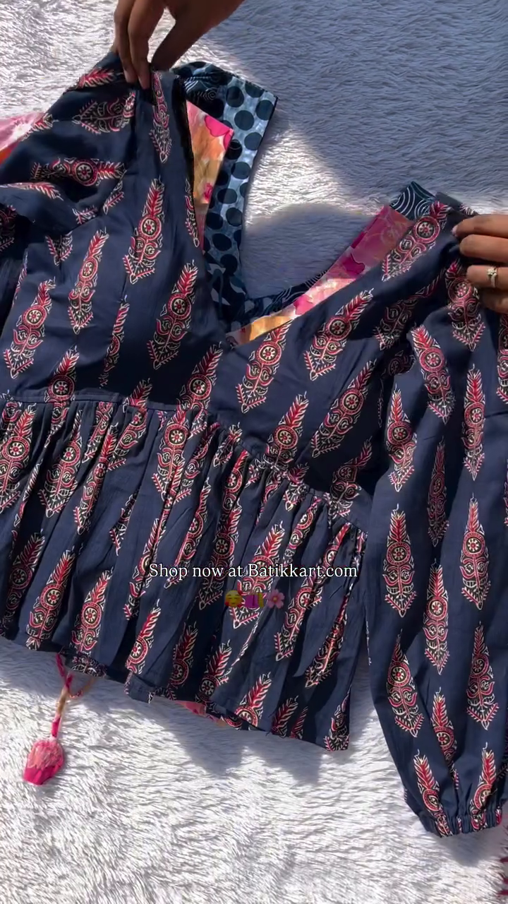 Trendy Multicolor Floral Print Top - Image 2